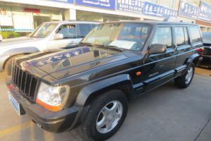 合肥包河區二手車選購指南 探訪寶匯車行，解讀二手吉普切諾基2700